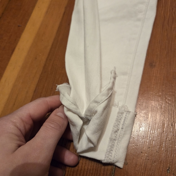 Joe's White Skinny Jeans - Picture 4 of 11